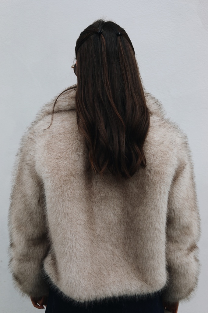 Vste faux fur Frankie Beige 