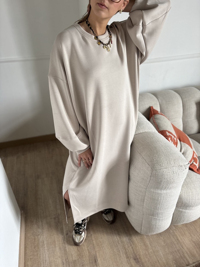 Robe Sweaty (sable)