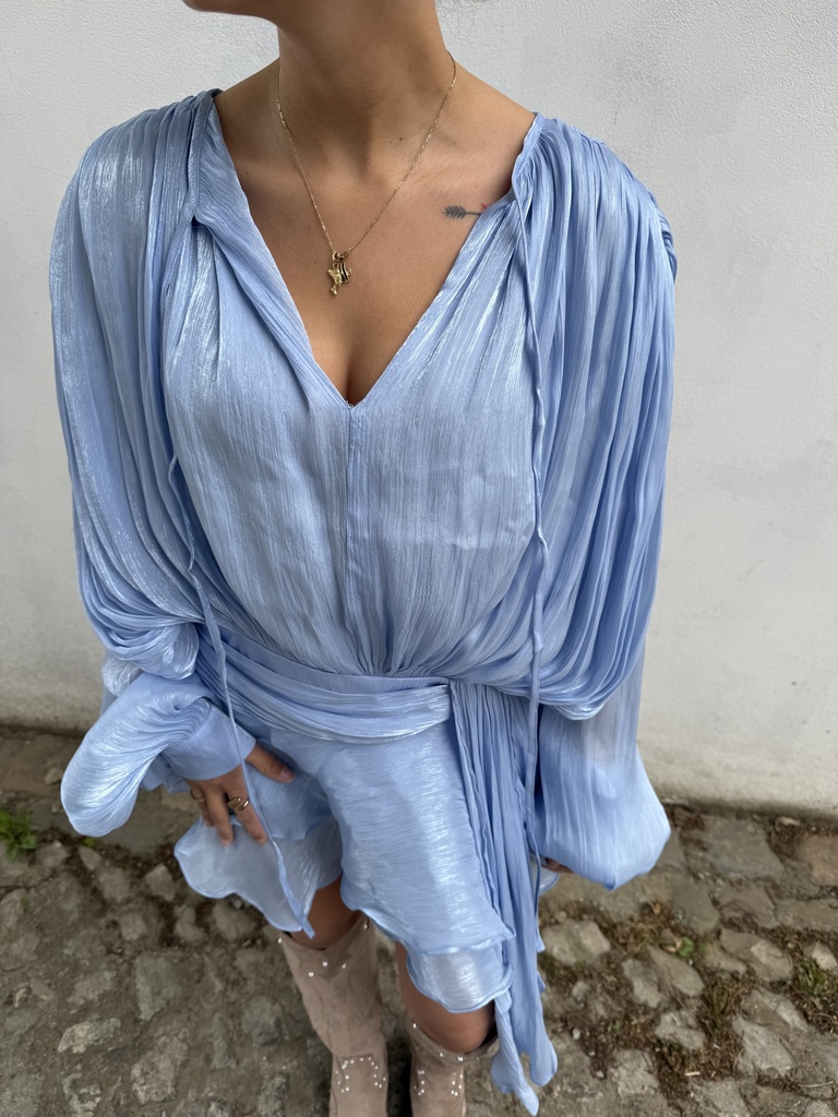 Robe Blue