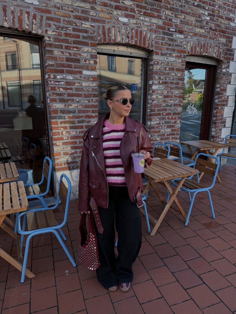 Perfecto oversize Frank (wine)