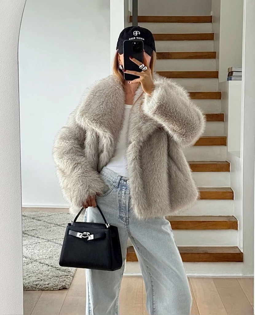 Veste Fur Capucine