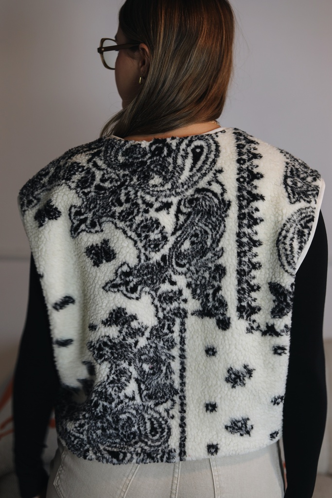 Veston Mandie 