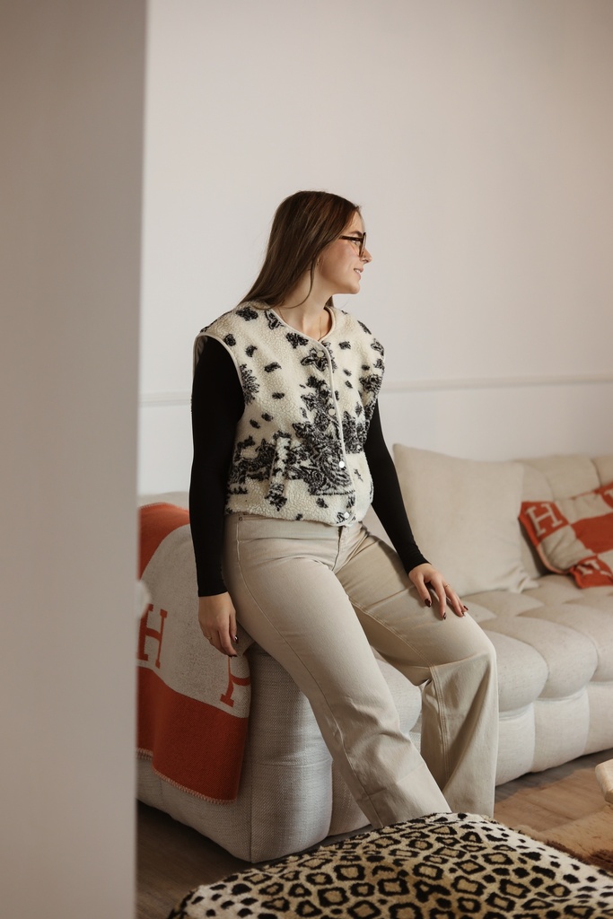 Veston Mandie 