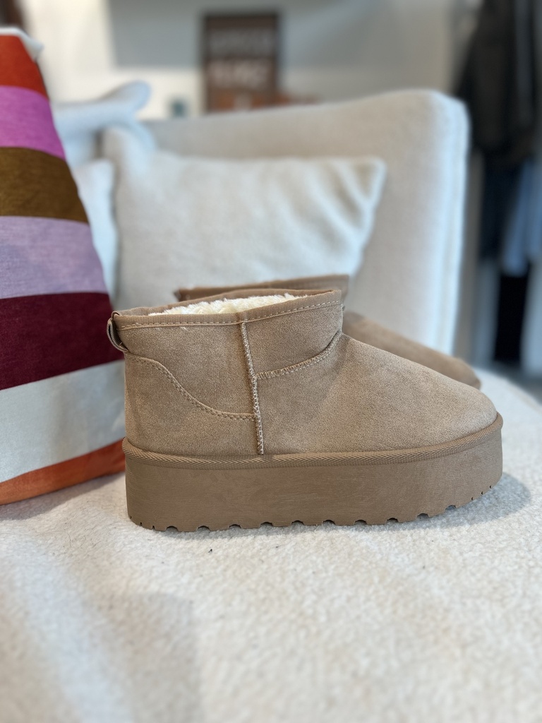 Boots JUL taupe