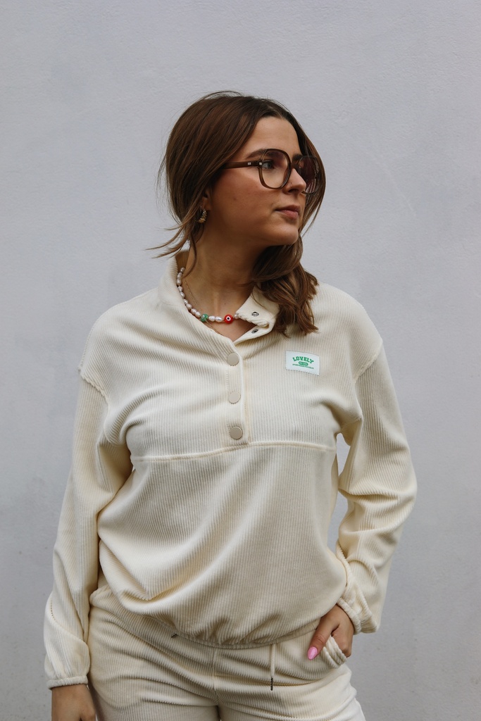 Pull Lovely
