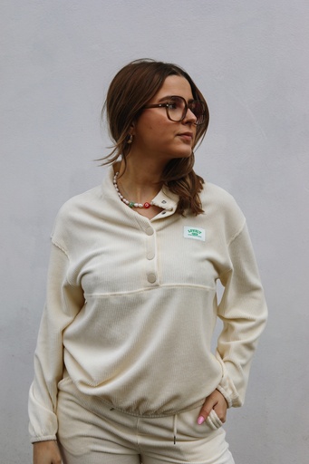 Pull Lovely