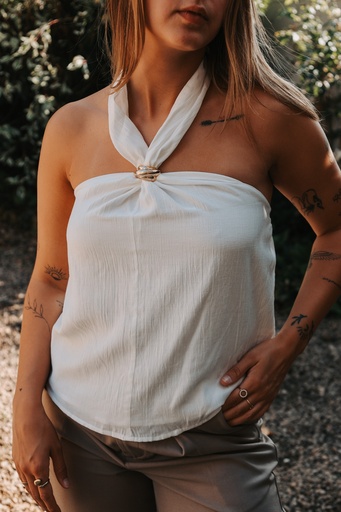 Top White Erynn